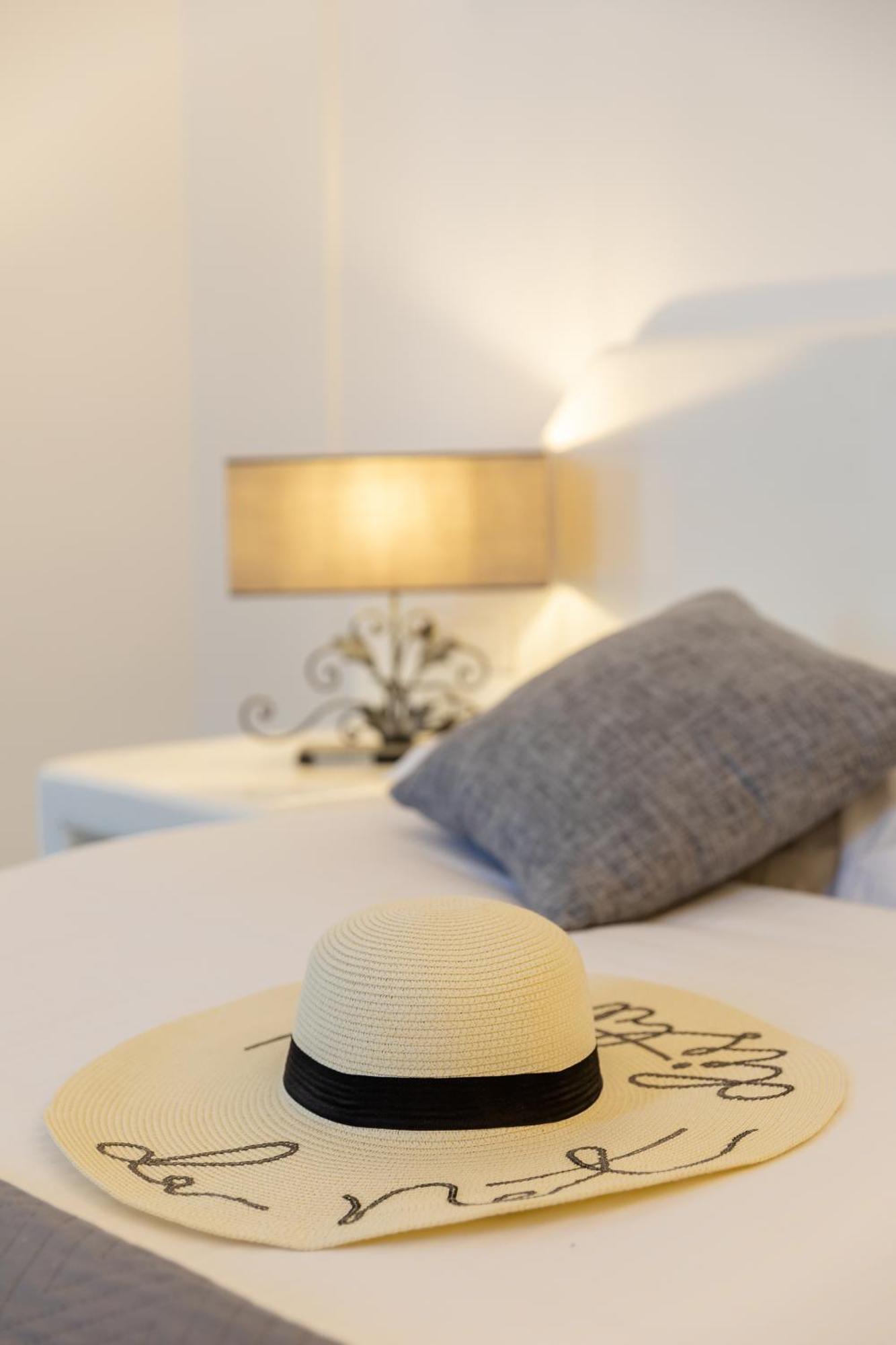 Nikolas Hotel Karterados  Dış mekan fotoğraf